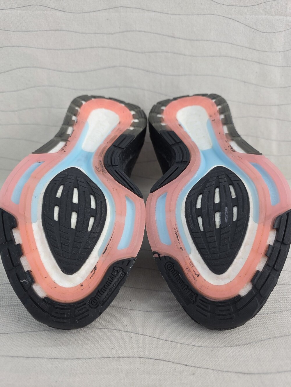 Adidas Womens UltraBoost 22 Black Pink Running Shoes Sneakers GX5928 Size 7.5 - Picture 10 of 12
